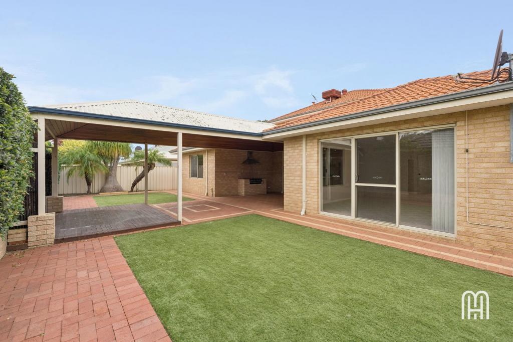 26 Waterview Dr, Woodvale, WA 6026
