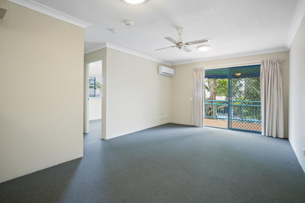 19/112-116 Surf Pde, Broadbeach, QLD 4218