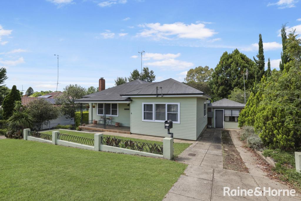 8 WEST ST, WEST BATHURST, NSW 2795