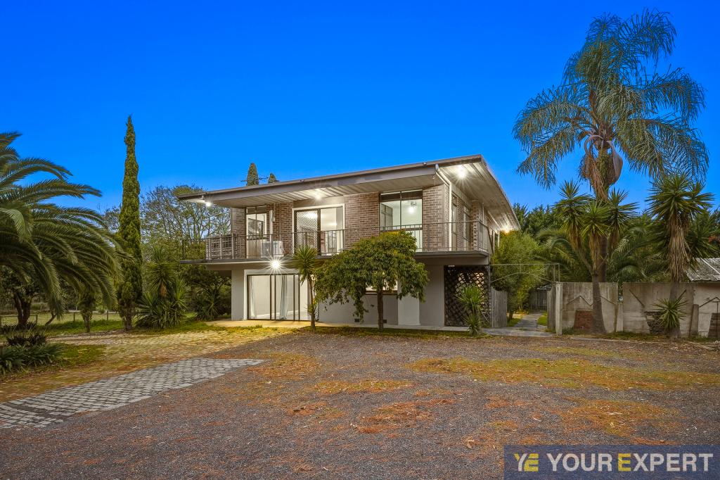 8 Olive Rd, Devon Meadows, VIC 3977