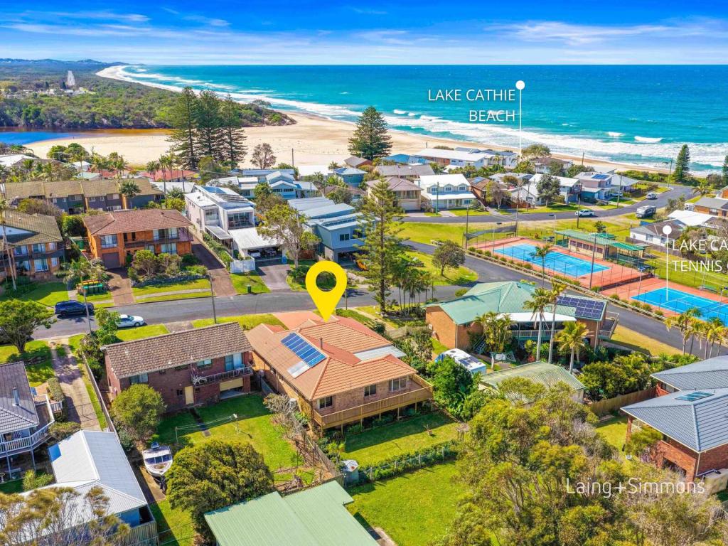 2 Parry St, Lake Cathie, NSW 2445
