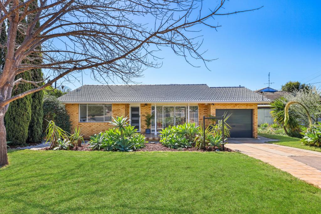 4 Noobillia Ave, Hillvue, NSW 2340