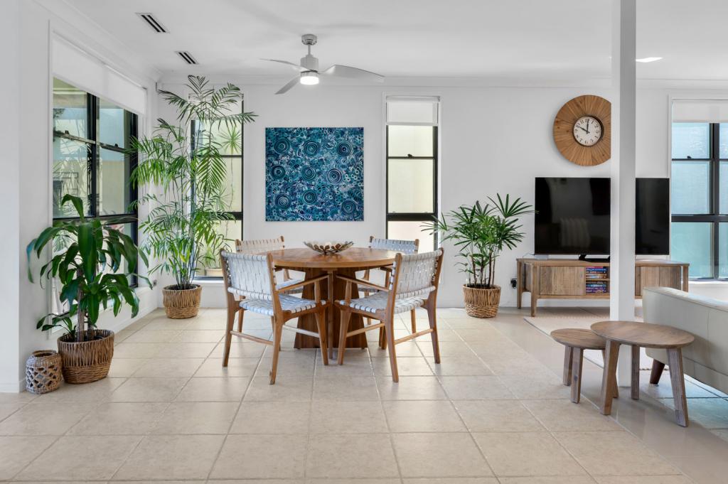 2033/1 The Vistas Dr, Carrara, QLD 4211