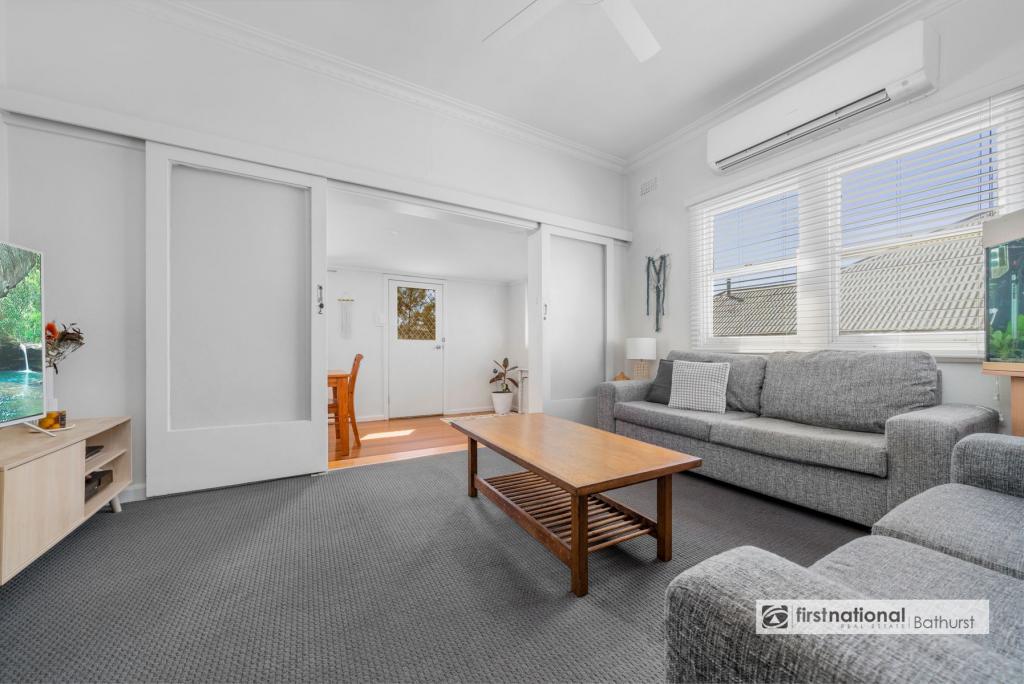 57 Commonwealth St, West Bathurst, NSW 2795