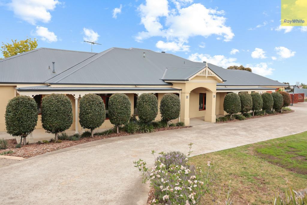 4 Eyrie Ct, Hopetoun Park, VIC 3340