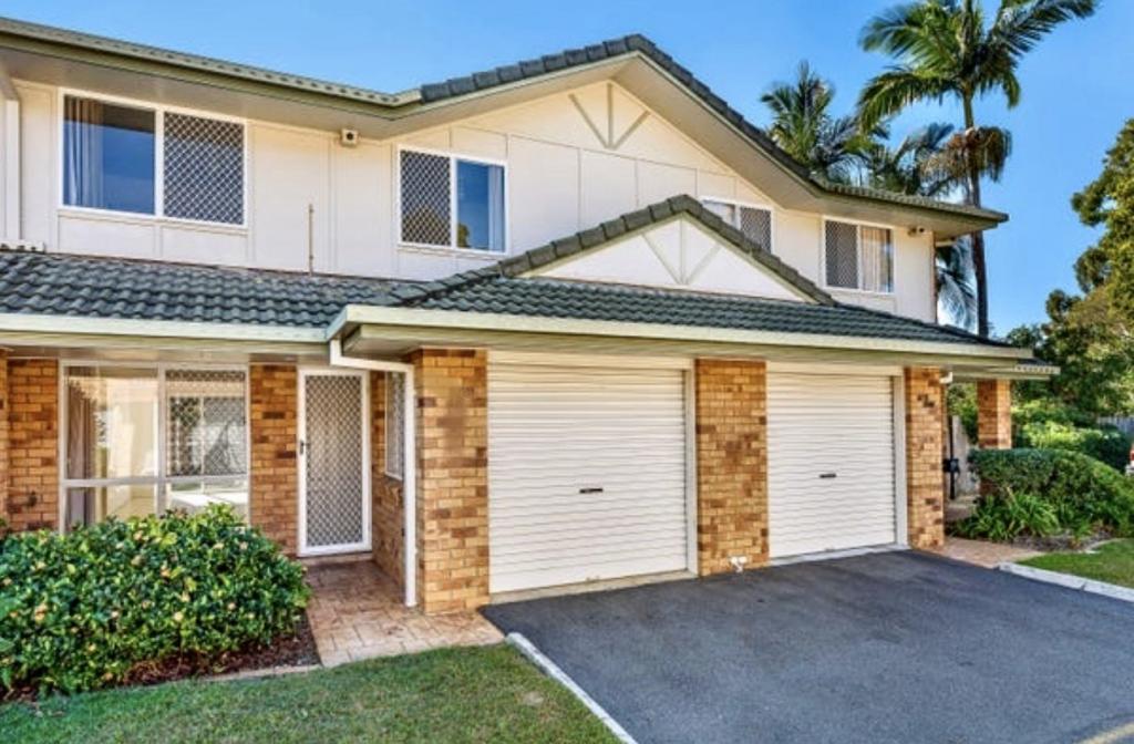 122 Johnson Rd, Hillcrest, QLD 4118