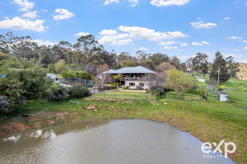 314 Campbells Rd, Kangaroo Gully, WA 6255