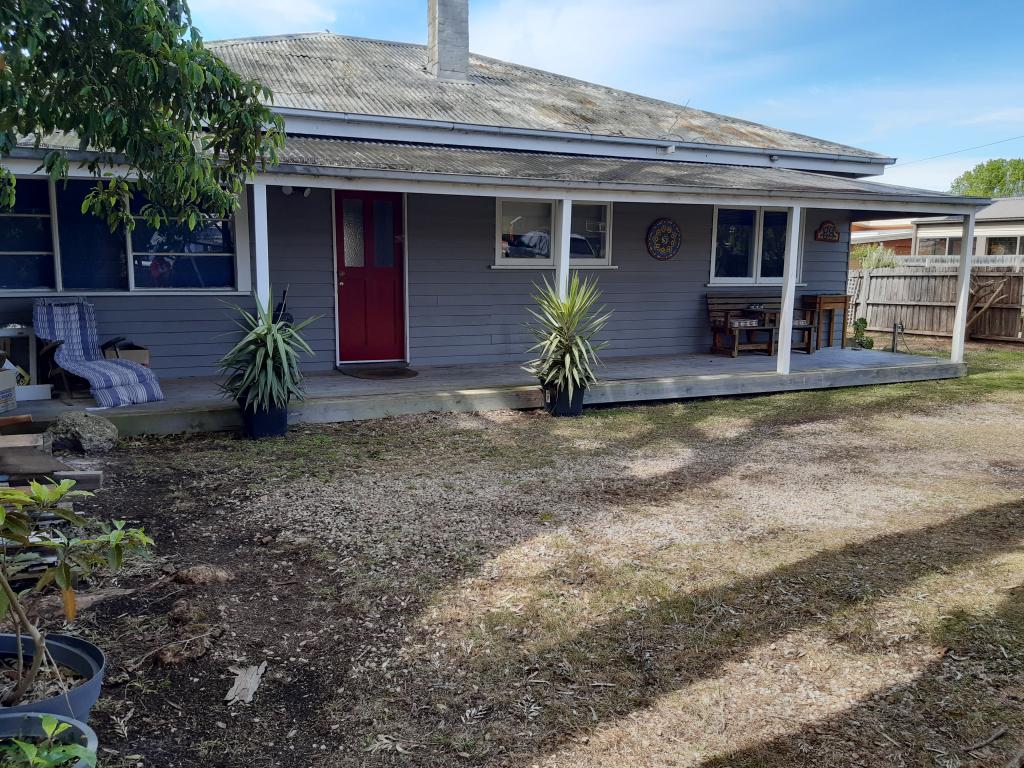 88 Main Rd, Paynesville, VIC 3880