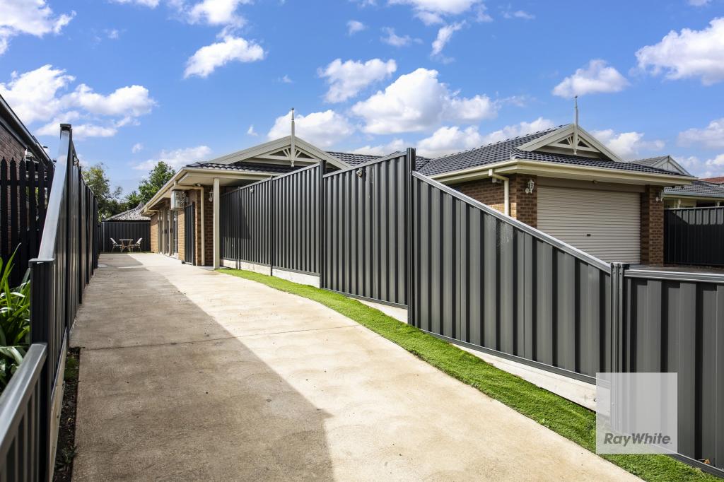 B/15 Tarcoola Dr, Burnside, VIC 3023