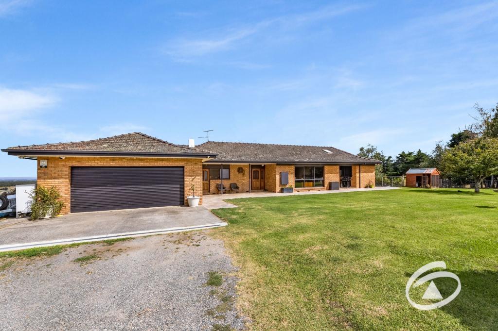 105 Seymour Rd, Nar Nar Goon North, VIC 3812