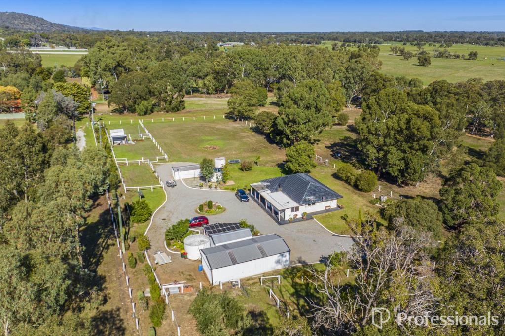 8 Chatfield Rd, Serpentine, WA 6125