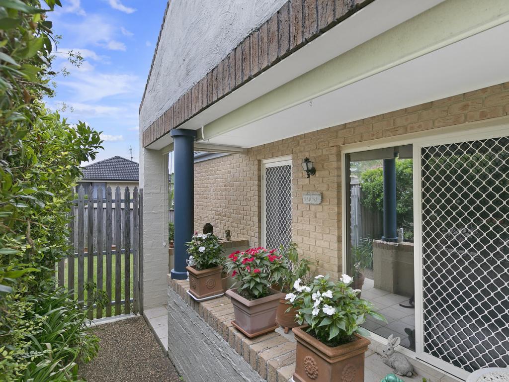 4/8 The Ridge, Wadalba, NSW 2259