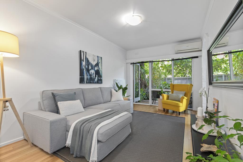 2/22 Mitford St, St Kilda, VIC 3182