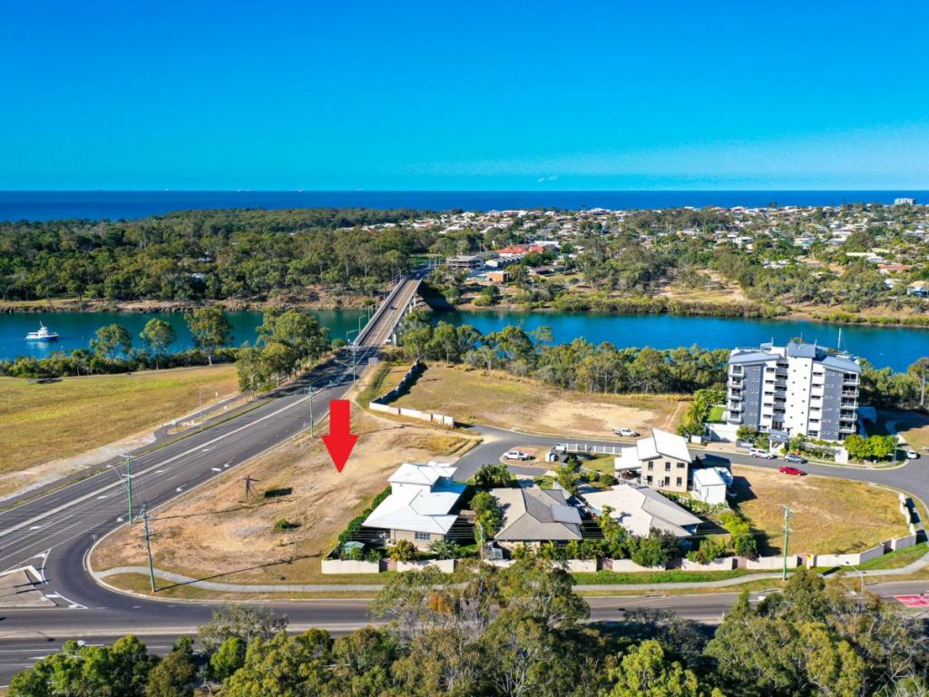 13 The Prom, Boyne Island, QLD 4680