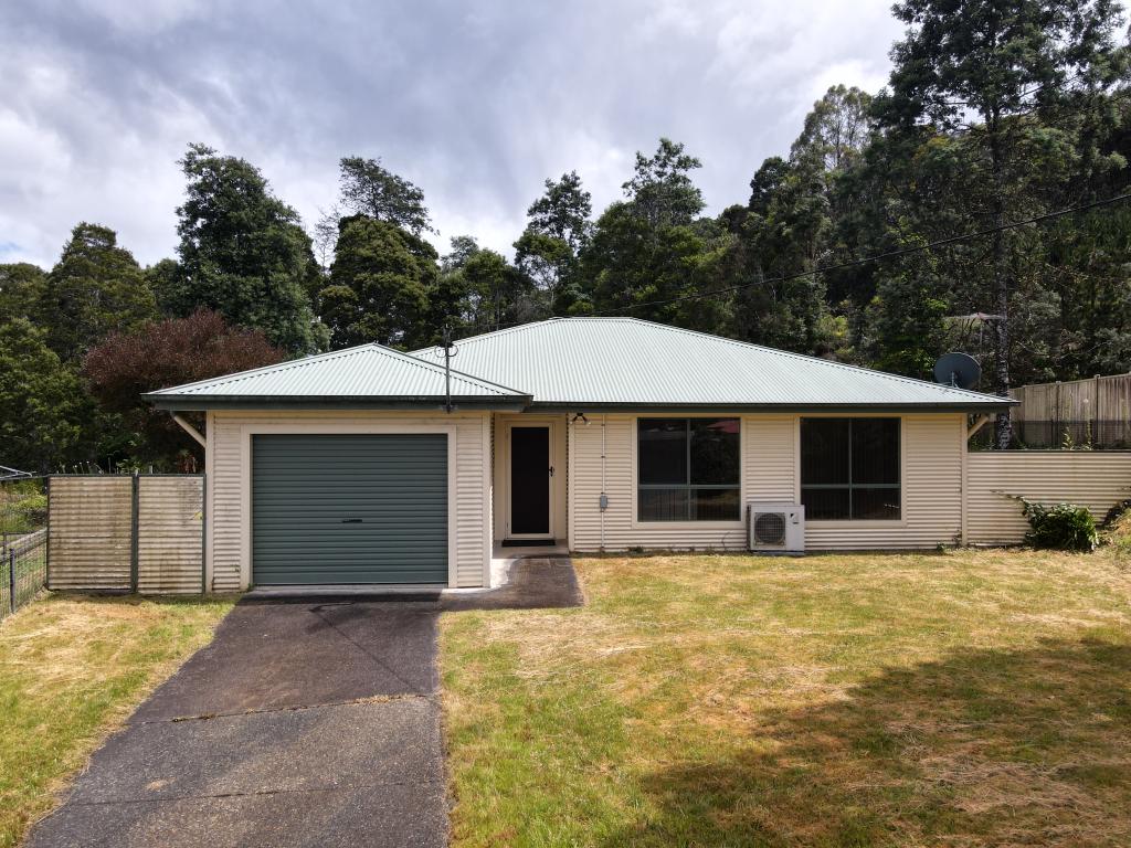 13 Blackwood Ave, Rosebery, TAS 7470