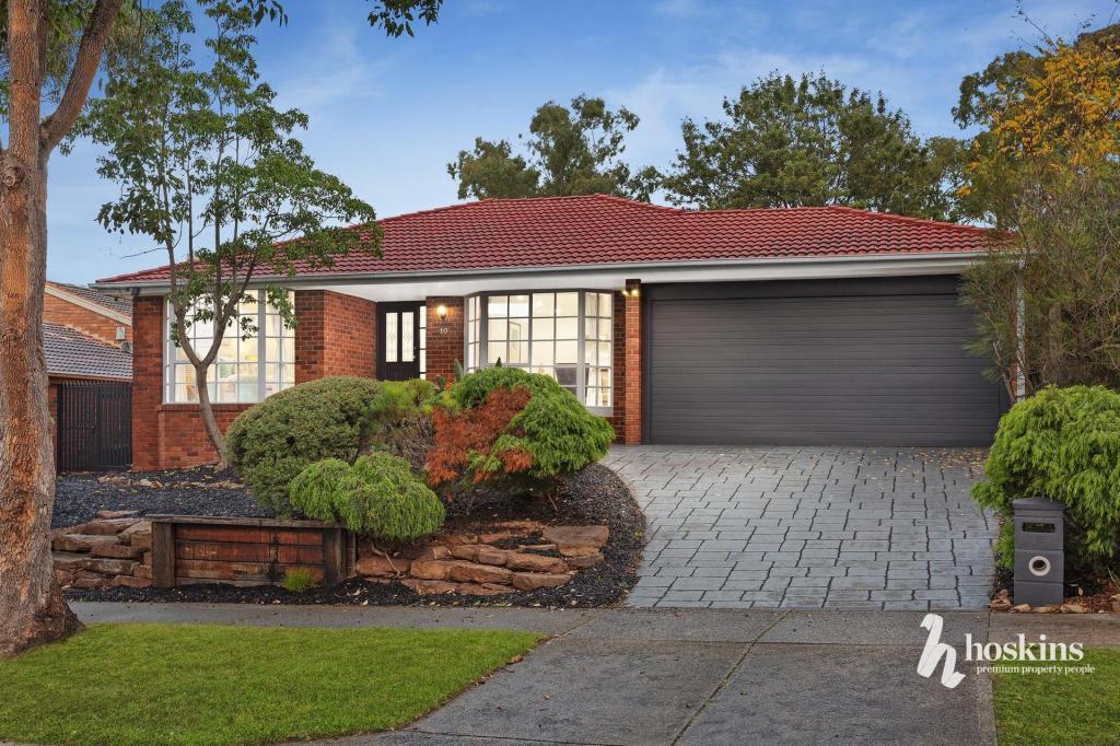 10 Oxford Cl, Croydon Hills, VIC 3136