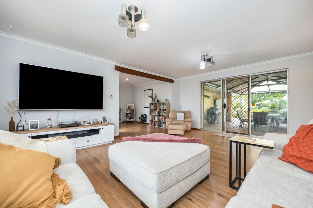 42 Spinaway St, Craigie, WA 6025