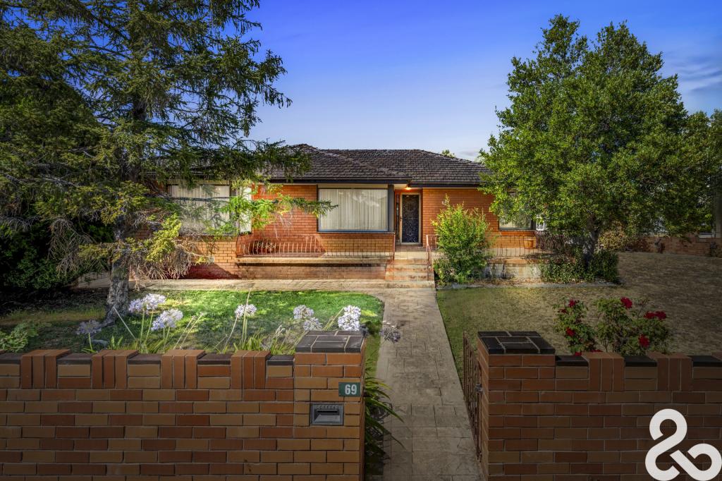 69 CURTIN AVE, LALOR, VIC 3075