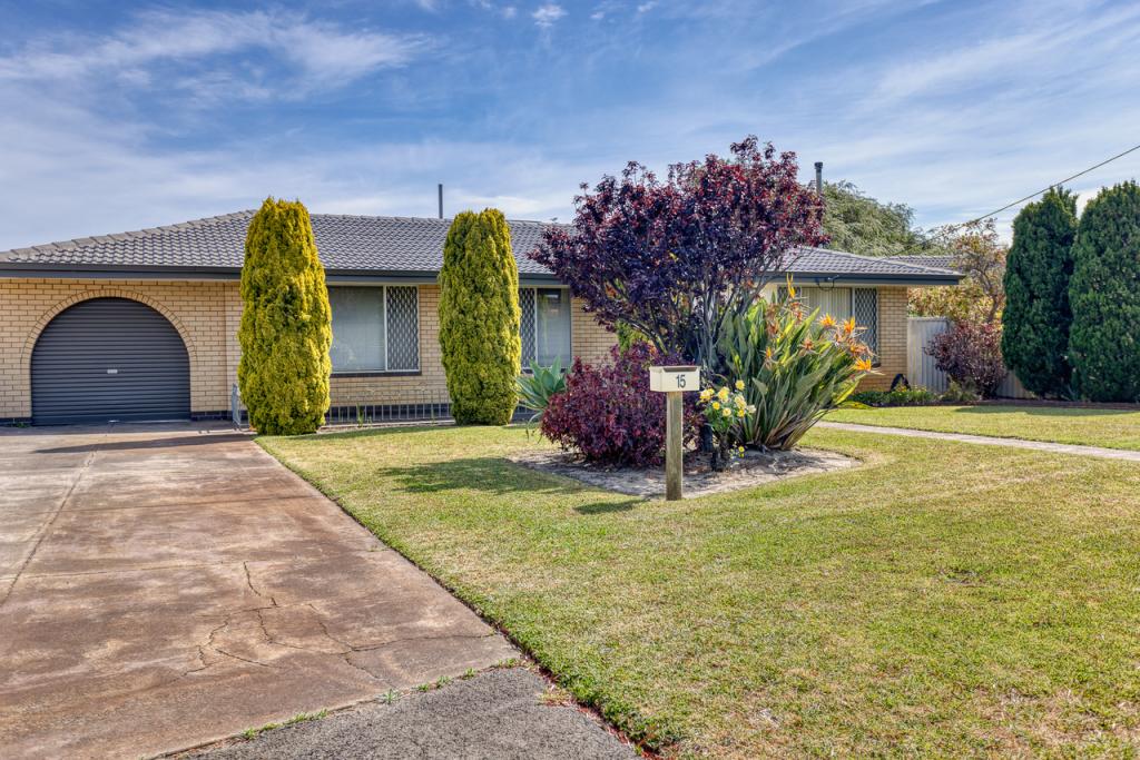 15 Kestal Pl, Kewdale, WA 6105