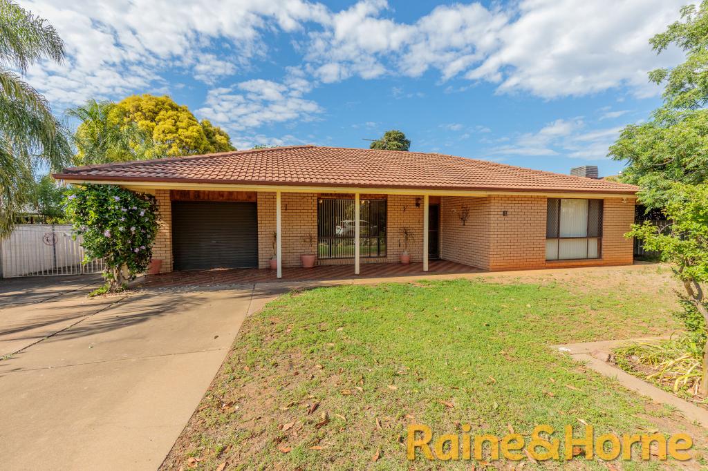 4 Lansdowne Dr, Dubbo, NSW 2830