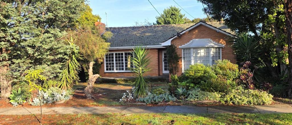 63a Leeds Rd, Mount Waverley, VIC 3149