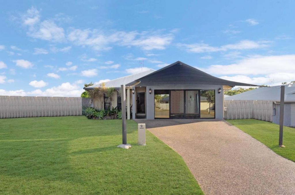 9 Taber Ct, Deeragun, QLD 4818