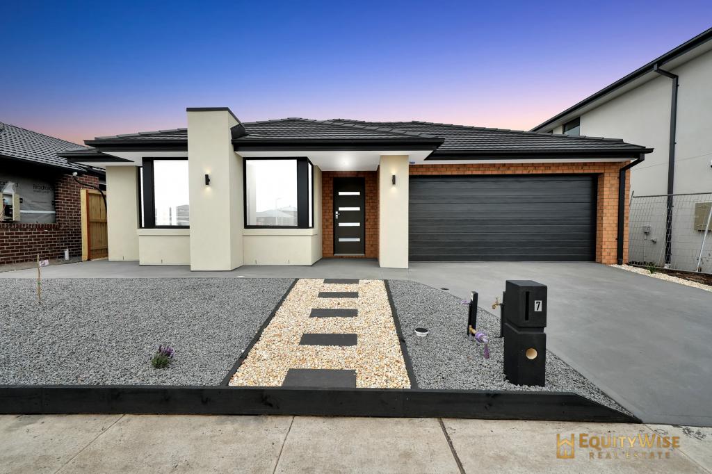 7 EARLVILLE ST, MANOR LAKES, VIC 3024