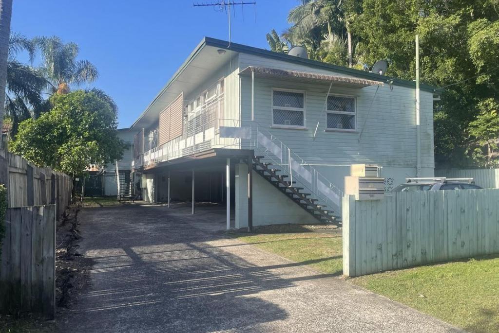 4/11 LINE ST, WOOLLOONGABBA, QLD 4102