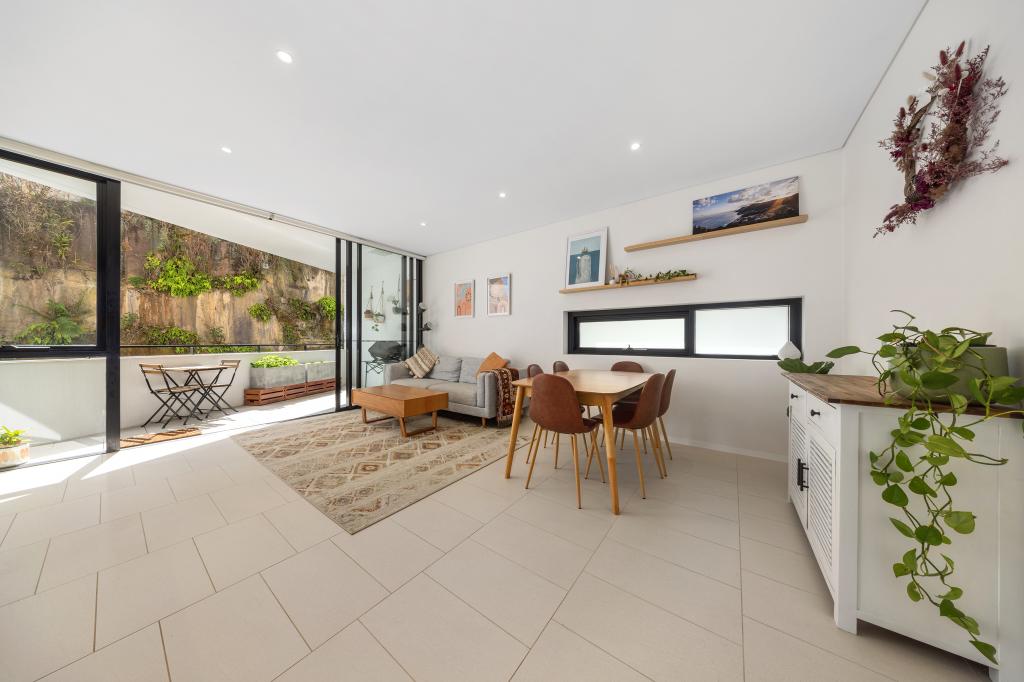 212/6 Maxwell Rd, Forest Lodge, NSW 2037