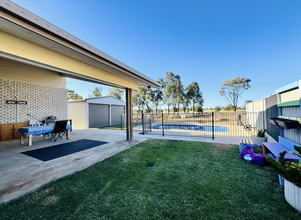 52 Lambert Dr, Moranbah, QLD 4744