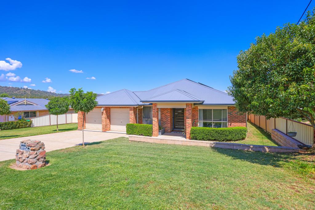 23 Gordon St, Aberdeen, NSW 2336