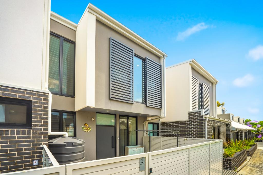 2/10 Bando Rd, Girraween, NSW 2145