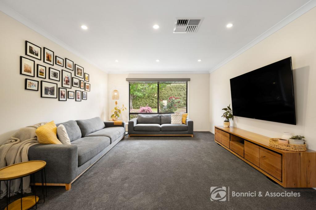 9 Hayes Dr, Beechworth, VIC 3747