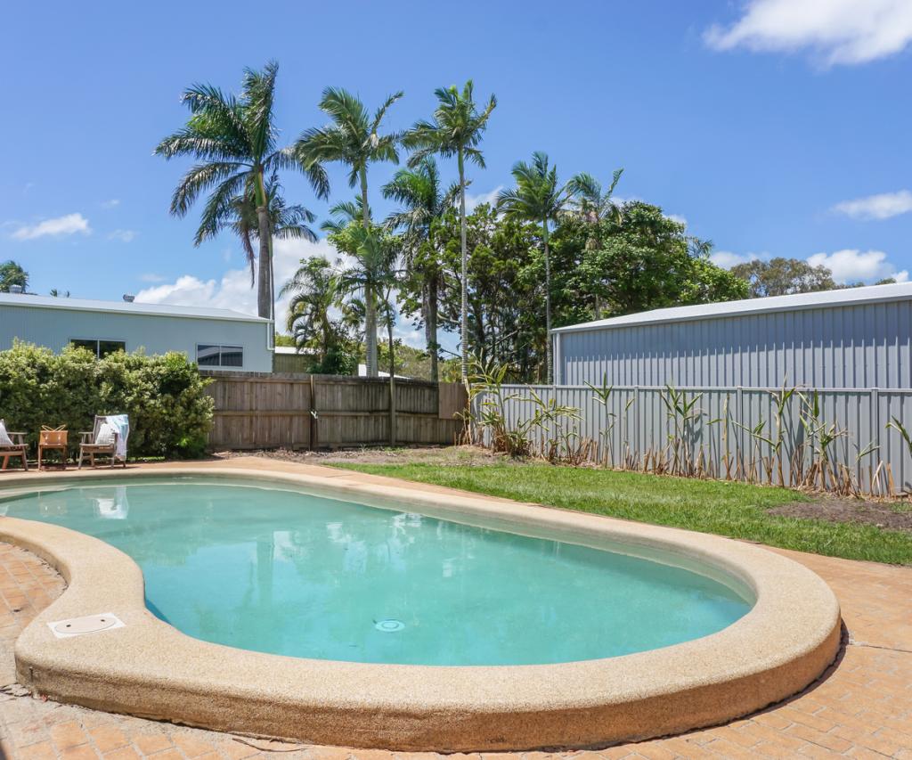 13 Gympie Rd, Tin Can Bay, QLD 4580
