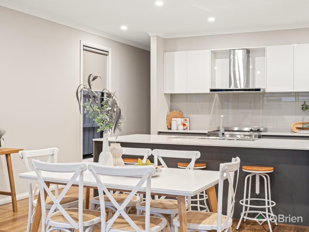8 Sustain Cct, Lyndhurst, VIC 3975