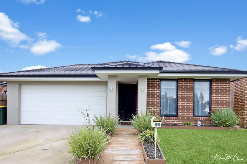 17 BANDICOOT CCT, LONGWARRY, VIC 3816