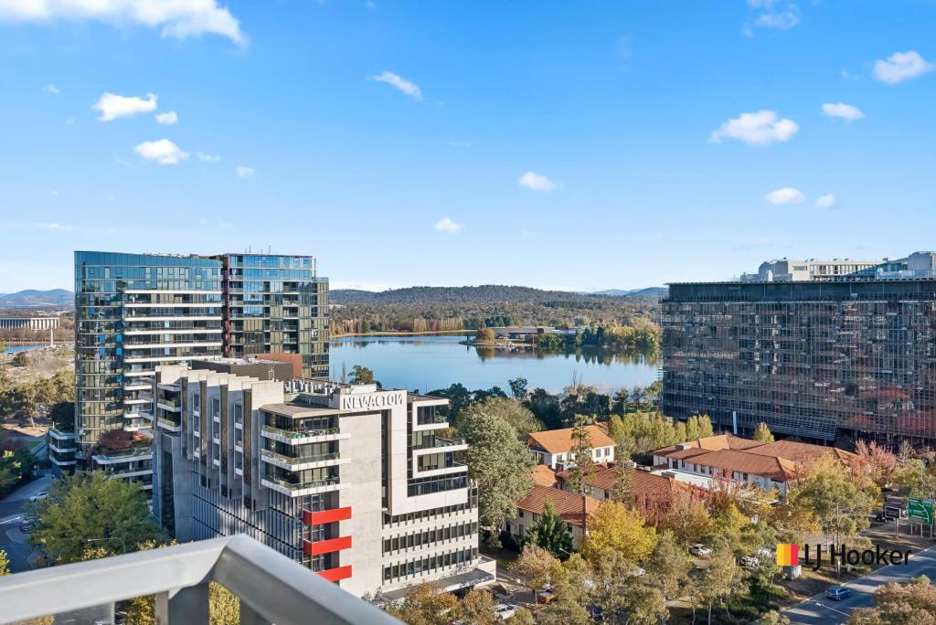 92/2 Edinburgh Ave, City, ACT 2601