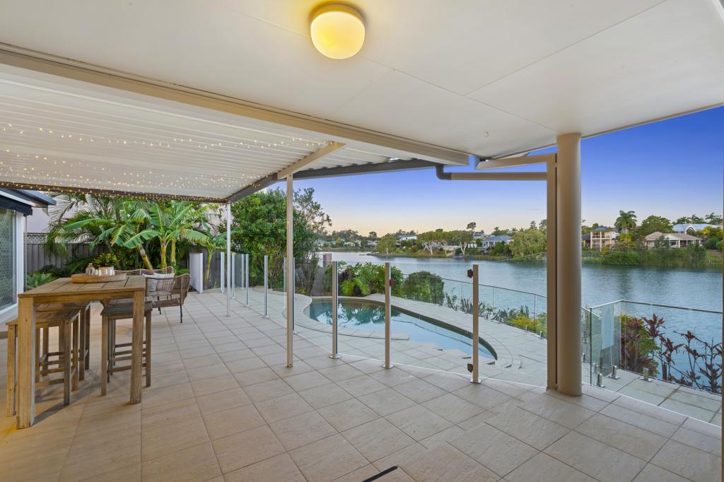 146 Camberwell Cct, Robina, QLD 4226