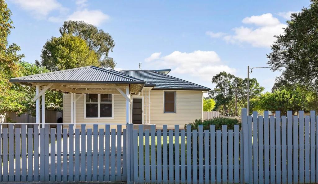 3 Hughes St, East Maitland, NSW 2323