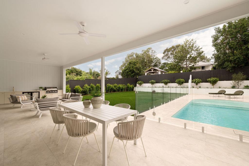 10 Calga St, Wavell Heights, QLD 4012