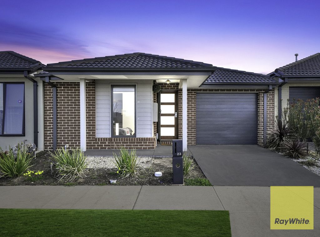 23 Dev Tce, Rockbank, VIC 3335