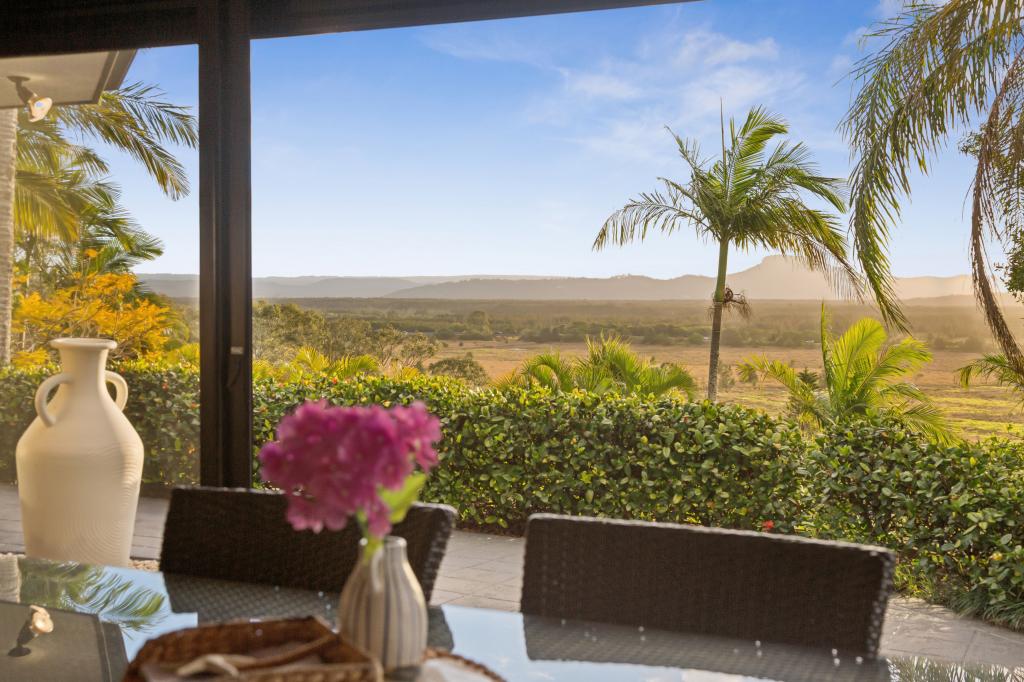 10 Yarrock St, Coolum Beach, QLD 4573