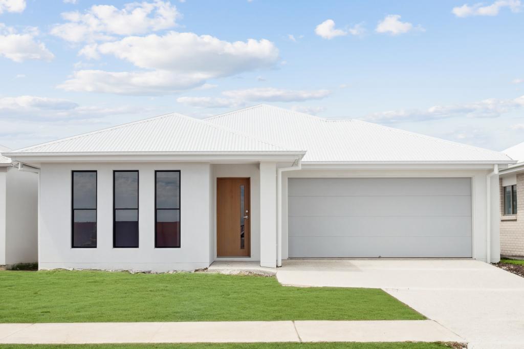 37 Hotham Cres, Banya, QLD 4551