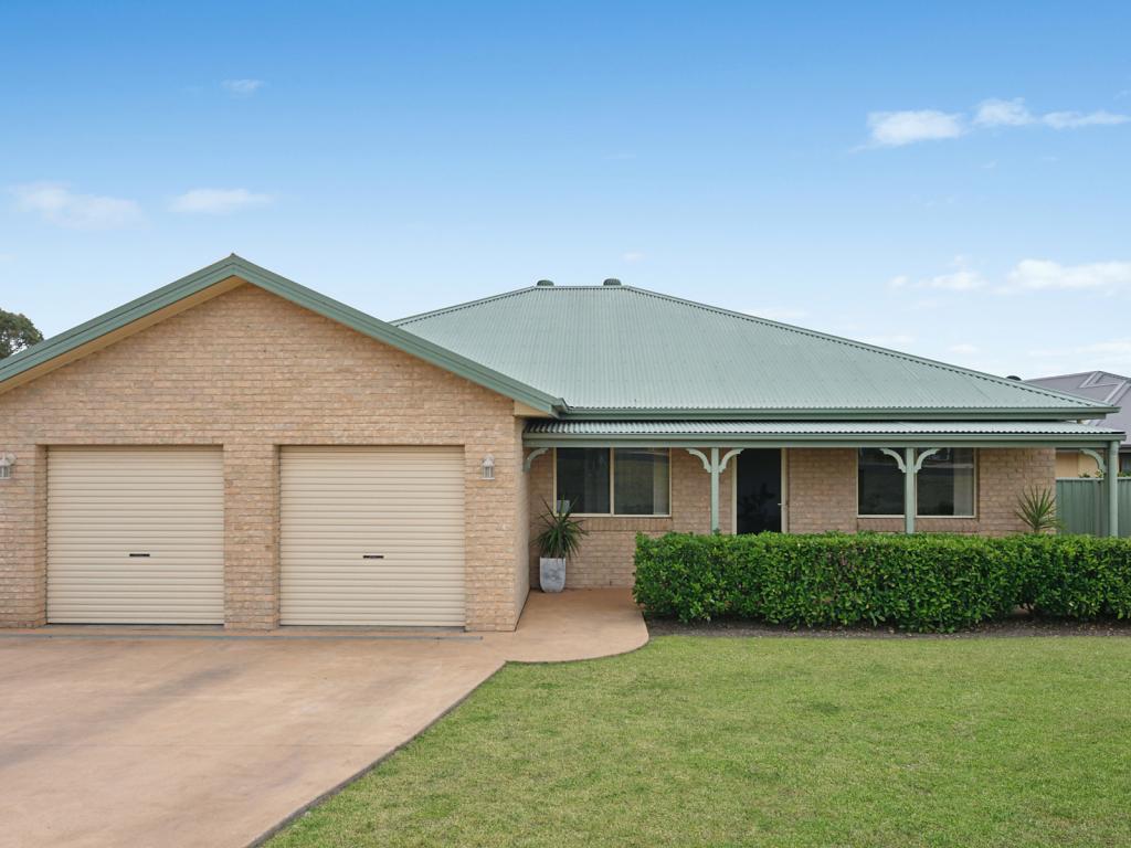 9 TENNANT CL, MUDGEE, NSW 2850