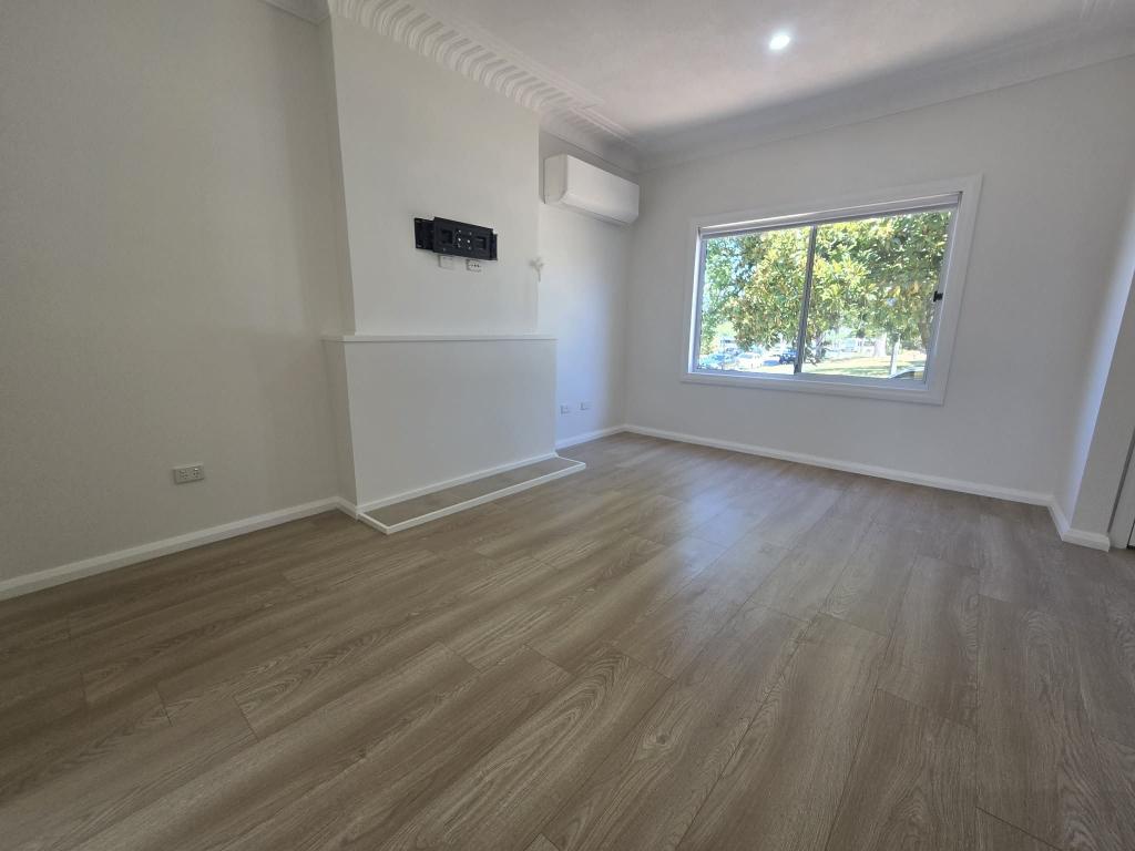 2 Tobruk Cres, Orange, NSW 2800