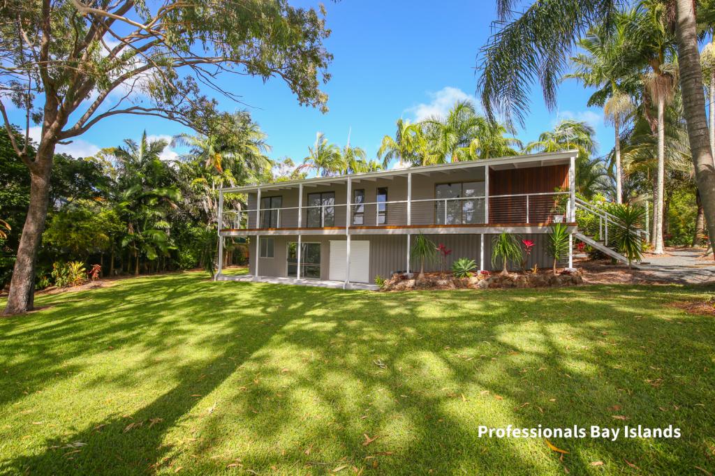 26-28 Jane St, Macleay Island, QLD 4184