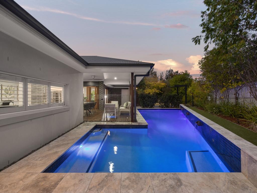 11 Bertilia St, Augustine Heights, QLD 4300