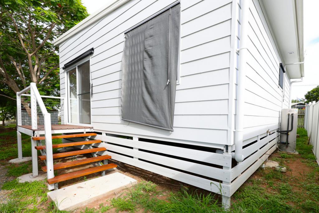 A/34 BARRY ST, GRACEMERE, QLD 4702