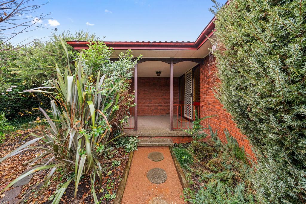 6 Sands Pl, Holt, ACT 2615
