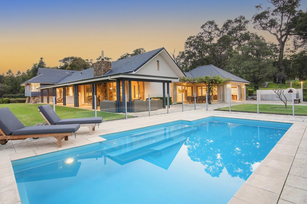 176 Gunyulgup Valley Dr, Yallingup, WA 6282